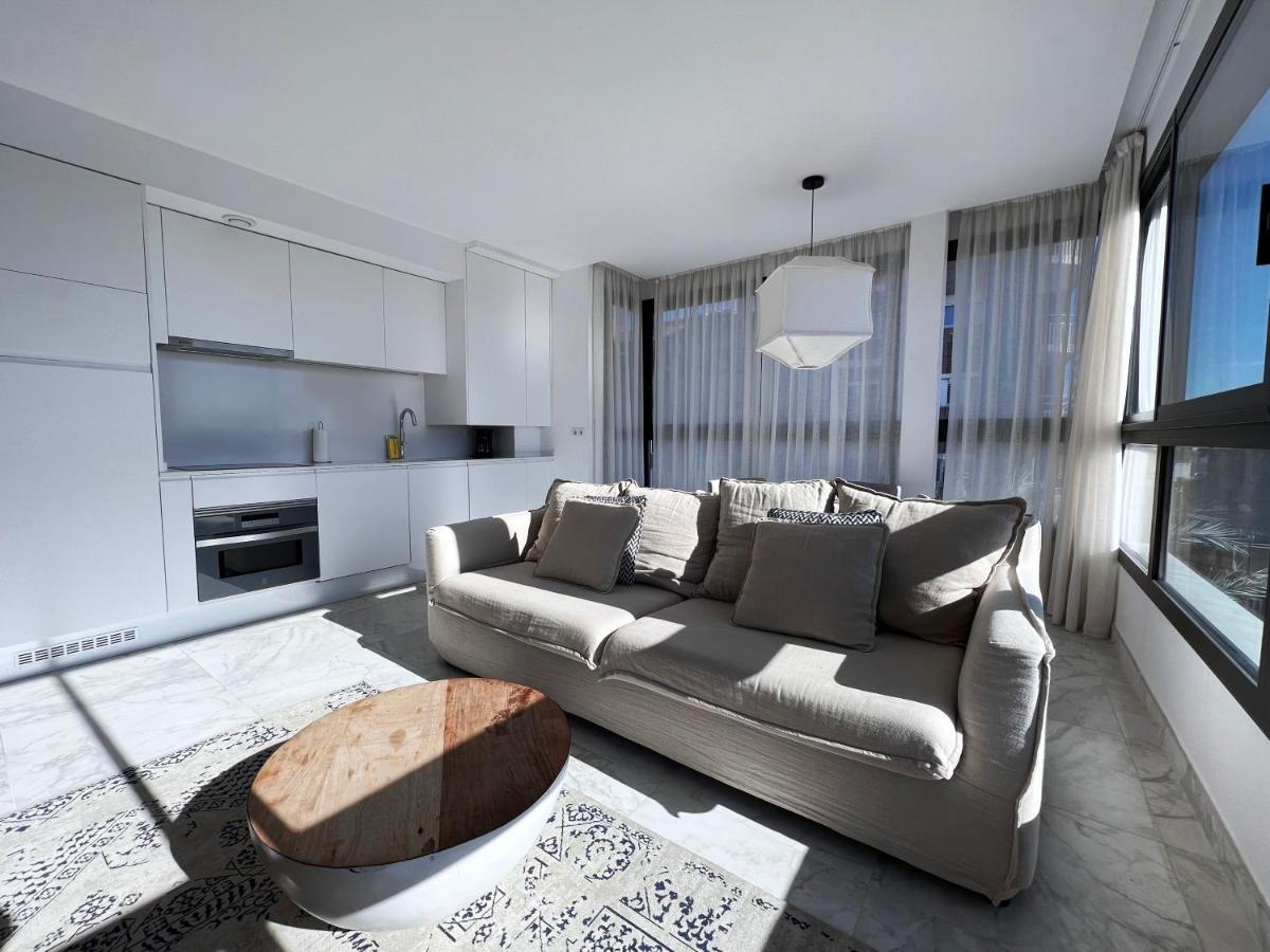 Valencia Luxury - Calma Beach Apartments Luaran gambar