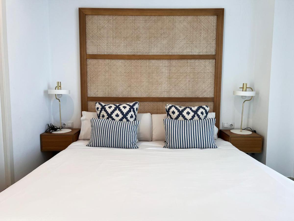 Valencia Luxury - Calma Beach Apartments Luaran gambar